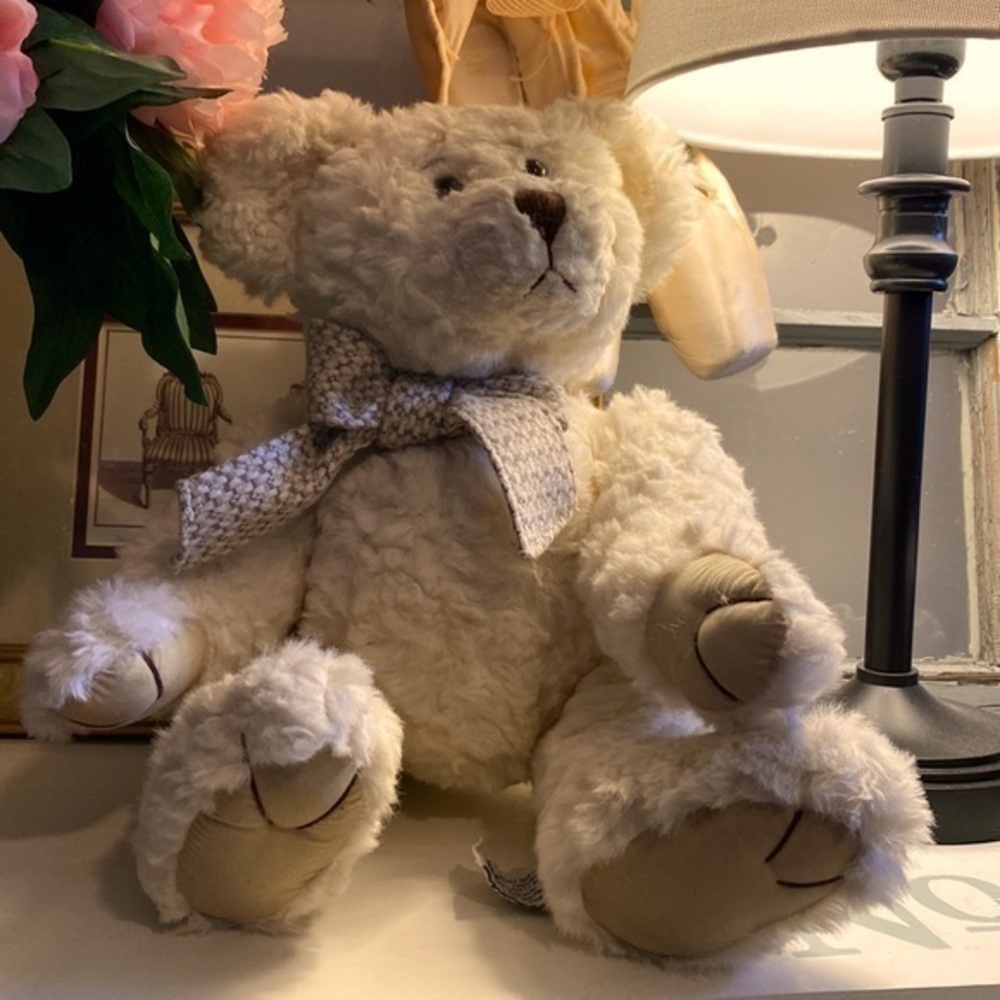 RUSS BYRON-BEAR; fully jointed